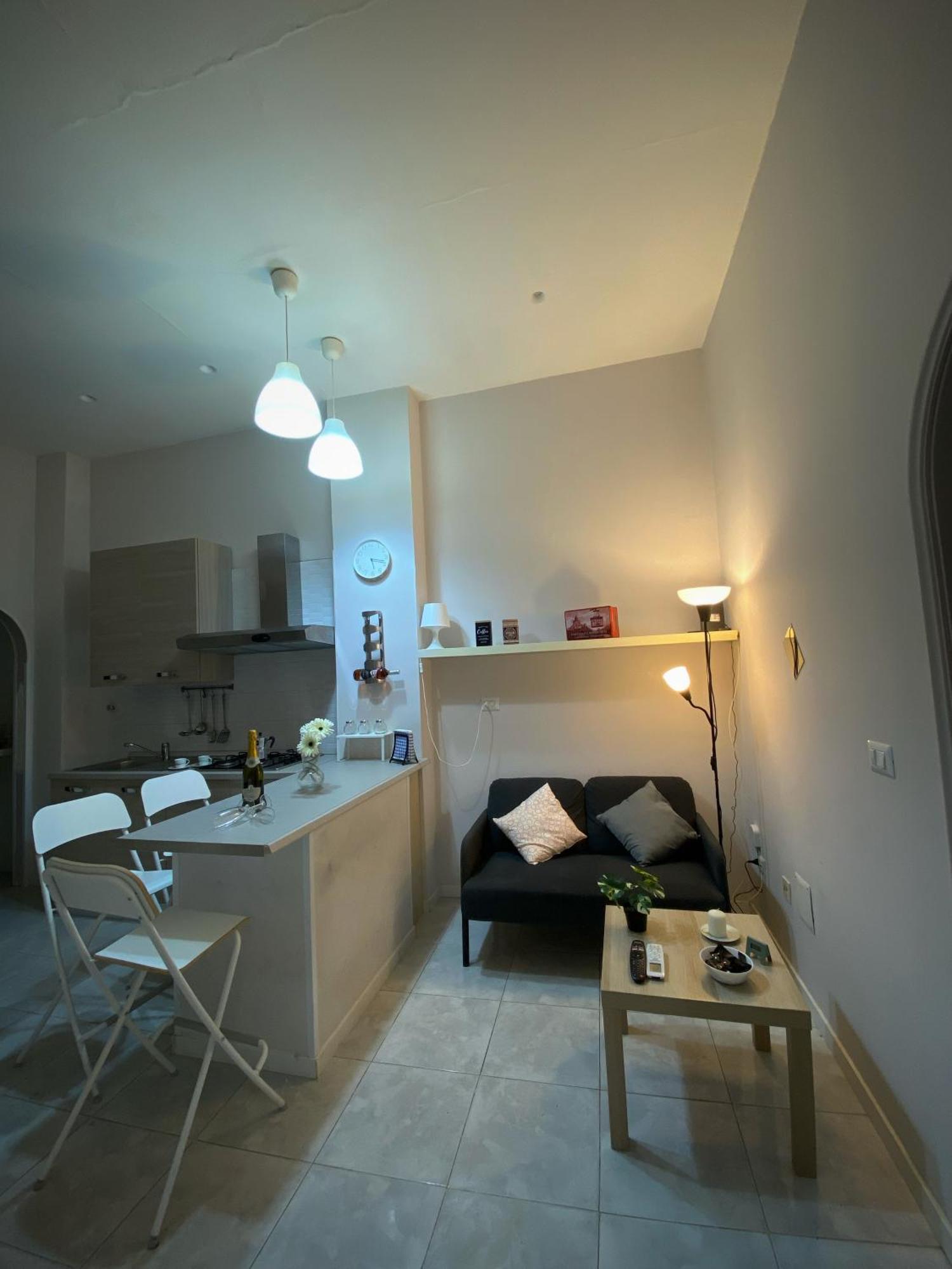La Casa Al Centro " Vicino Al Centro Storico Di Napoli" Apartment ภายนอก รูปภาพ