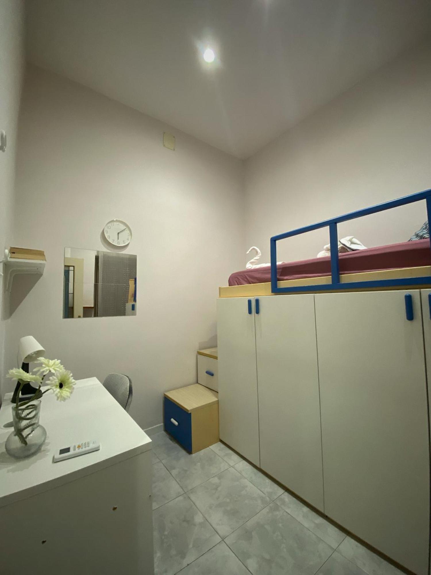 La Casa Al Centro " Vicino Al Centro Storico Di Napoli" Apartment ภายนอก รูปภาพ