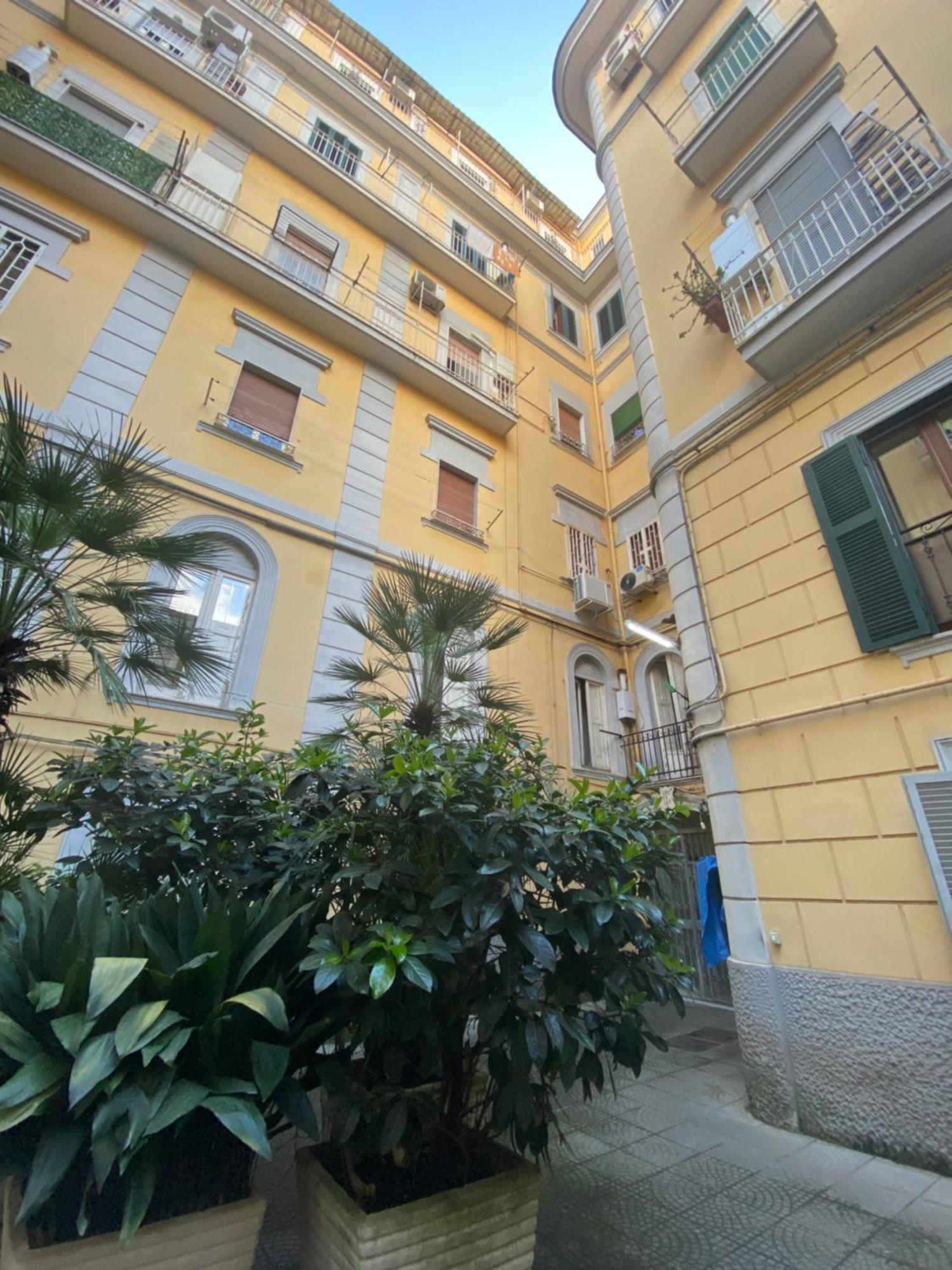 La Casa Al Centro " Vicino Al Centro Storico Di Napoli" Apartment ภายนอก รูปภาพ